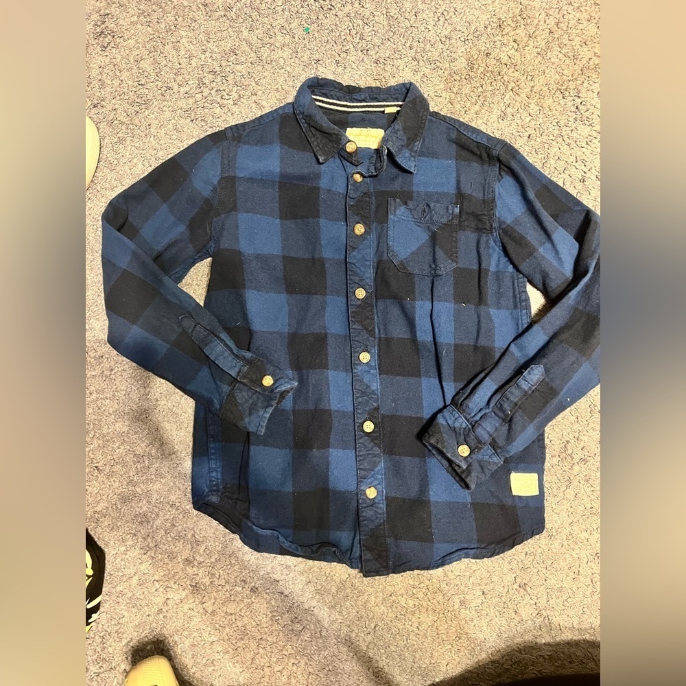 #005 Boys Shirt/Sweater Bundle - Size 7/8 - Picture 11 of 14